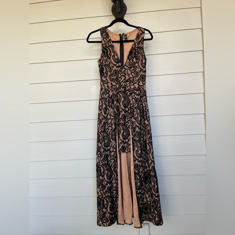 Black and Cream Patterned Dress (Petite)